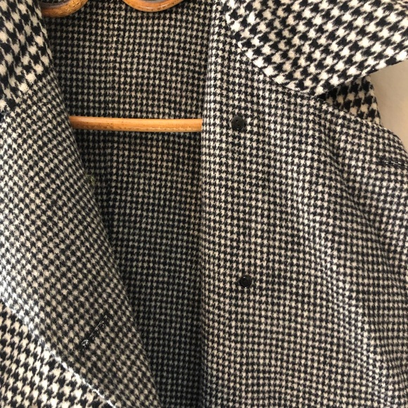 Belle & Bloom 100% wool long houndstooth coat size small - Picture 3 of 16